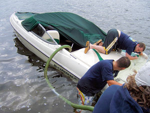 Sunken boat recovery pictures